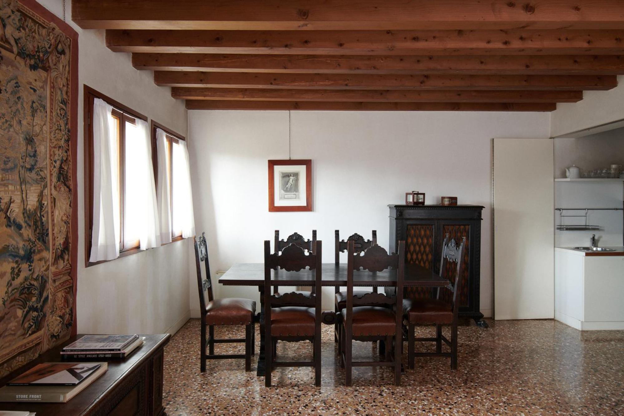 Palazzo Contarini Della Porta Di Ferro Aparthotel Venice Exterior photo