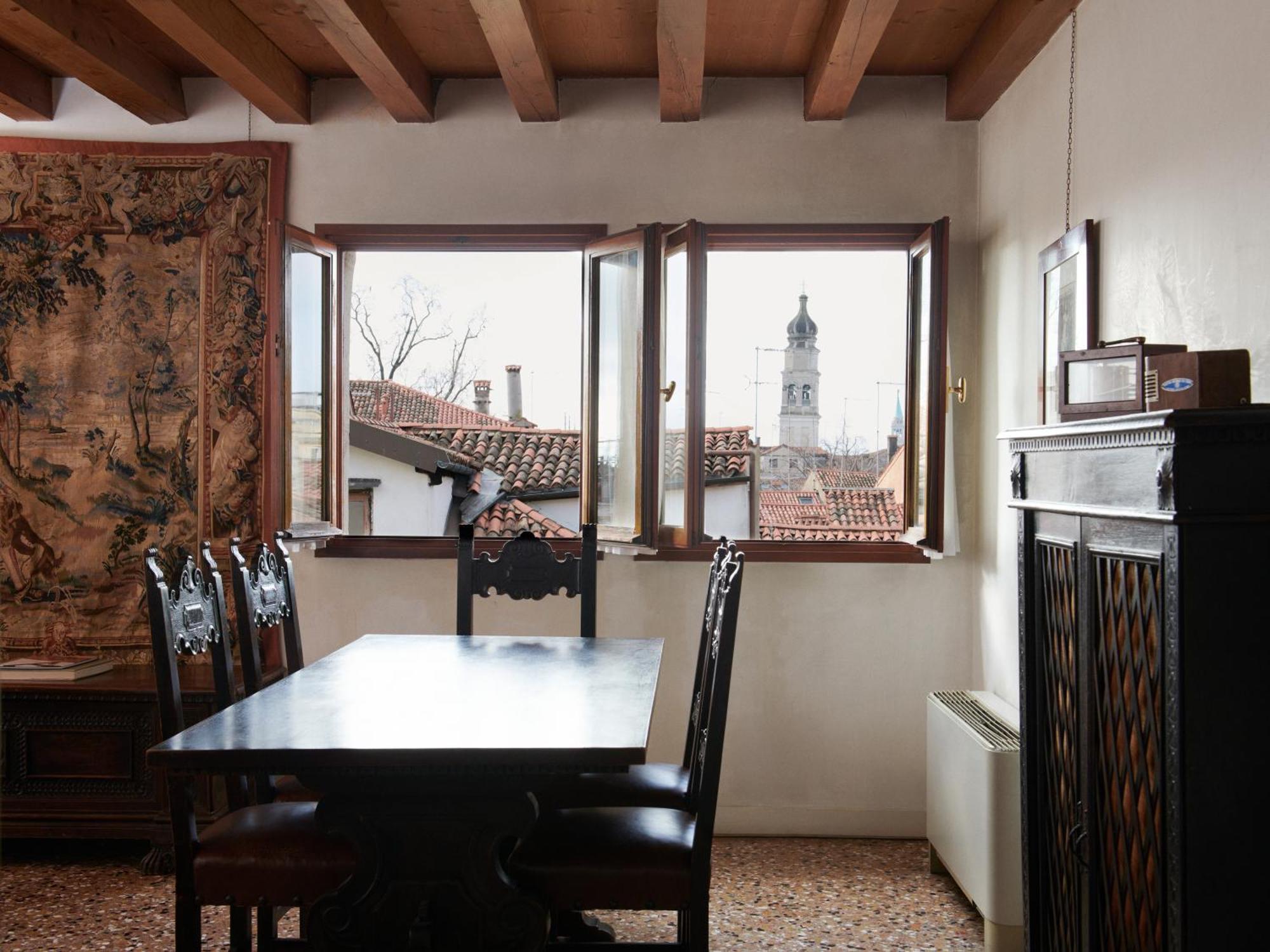 Palazzo Contarini Della Porta Di Ferro Aparthotel Venice Exterior photo