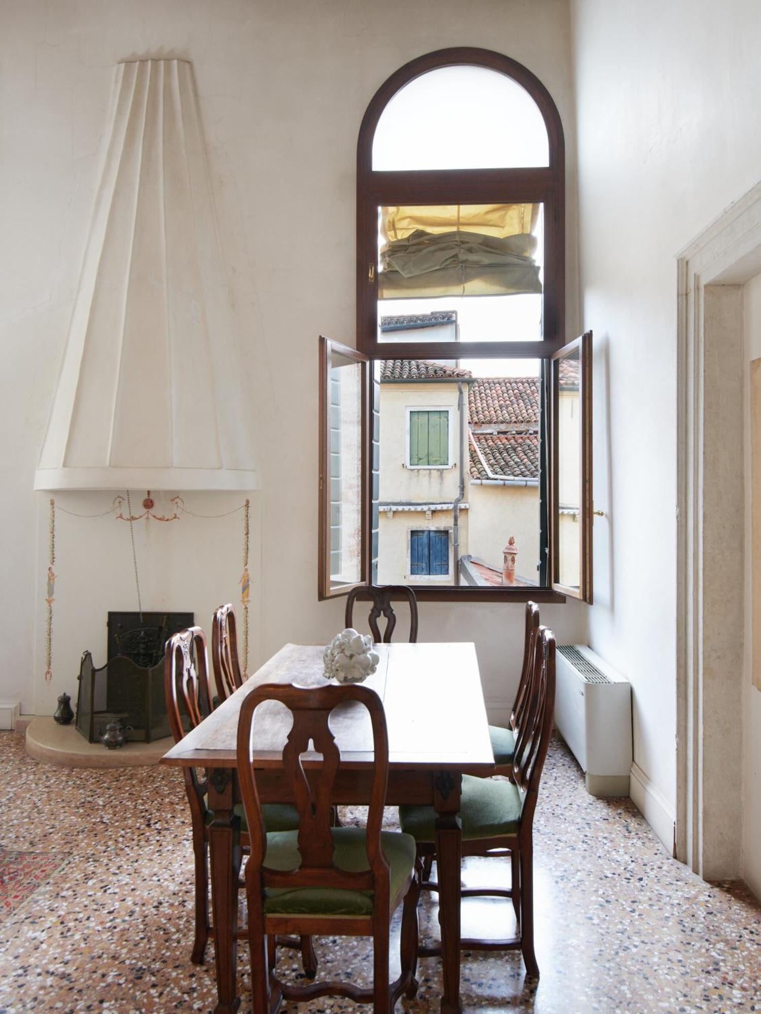 Palazzo Contarini Della Porta Di Ferro Aparthotel Venice Exterior photo